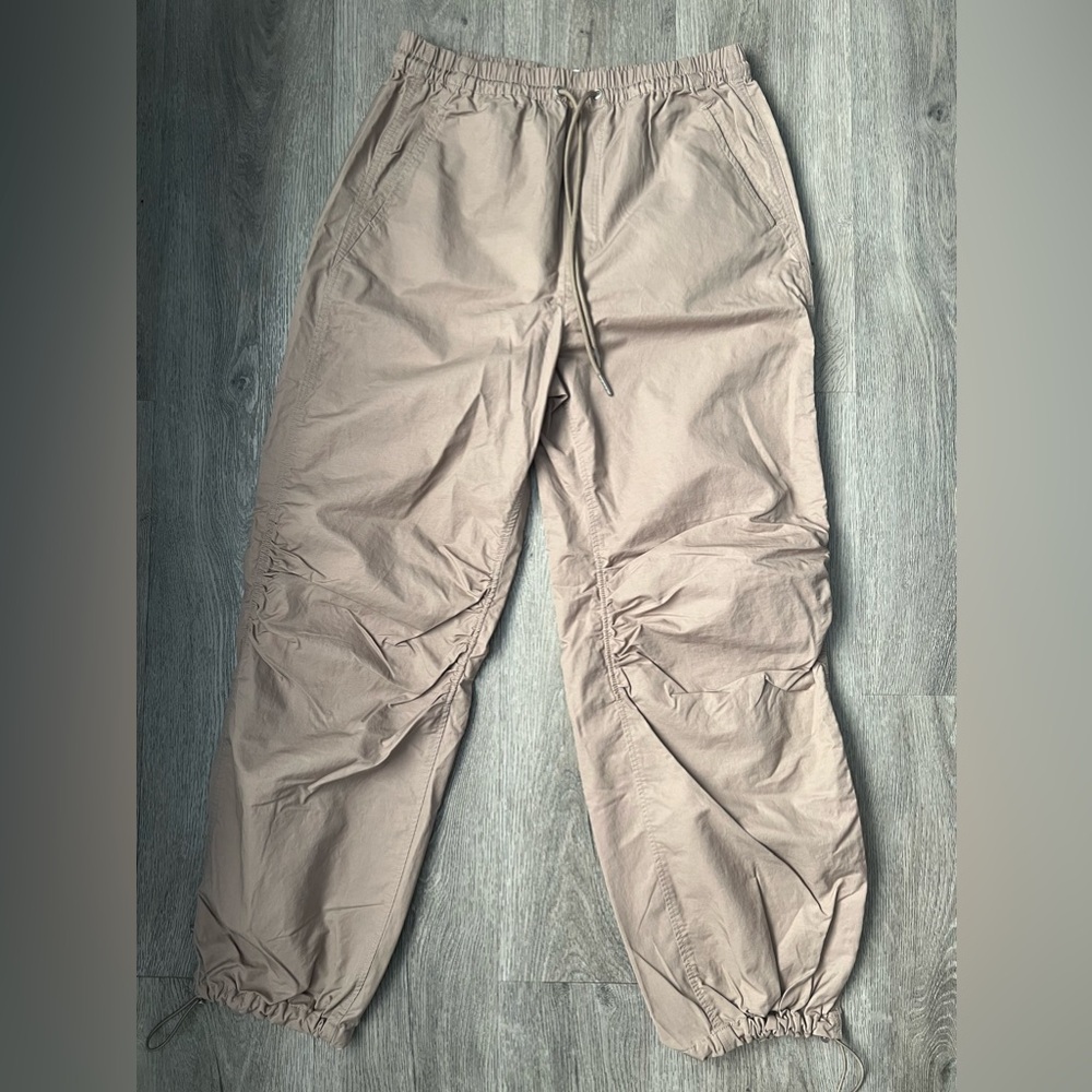 Abercrombie, drawstring cargo pants.